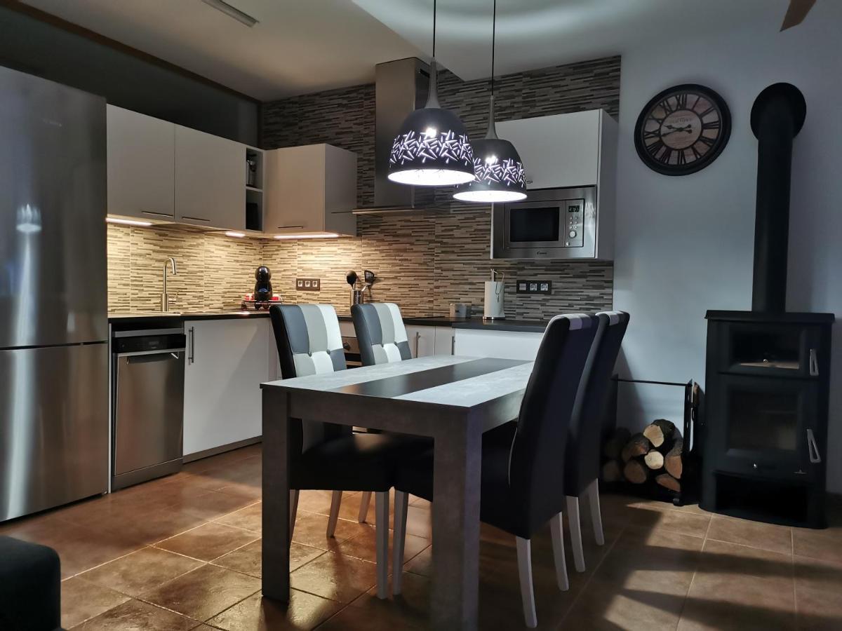 Loft Romantic Ca L'Enric Vique-Baix Emporda 레젠코스 외부 사진