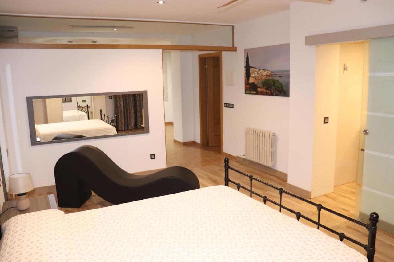 Loft Romantic Ca L'Enric Vique-Baix Emporda 레젠코스 외부 사진